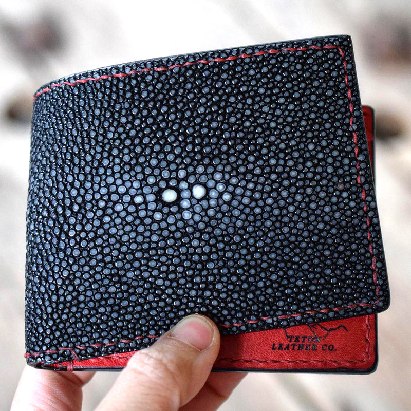 The Stingray Wallet Black & Red